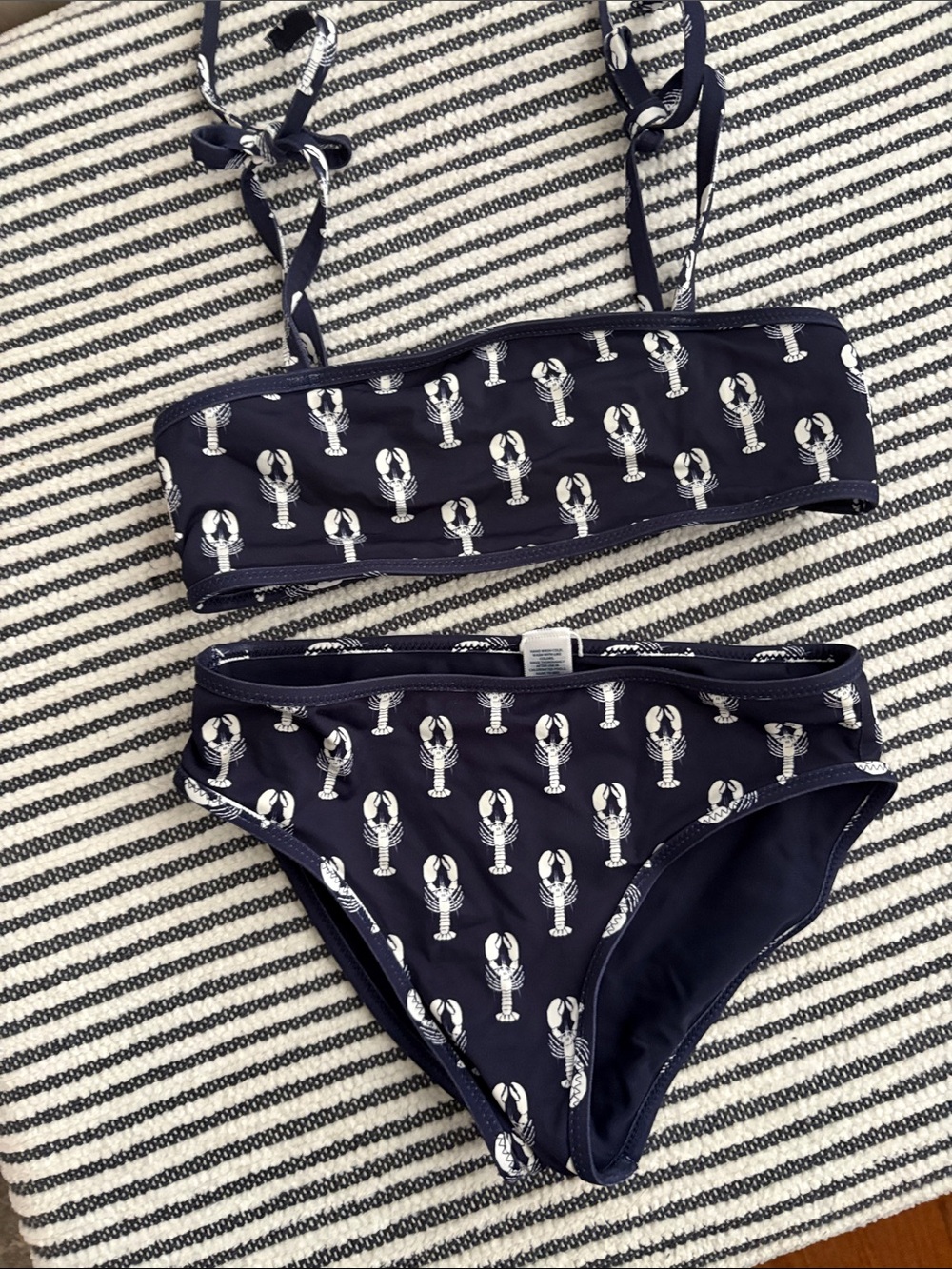 Vineyard vines 2 piece size small 7-8